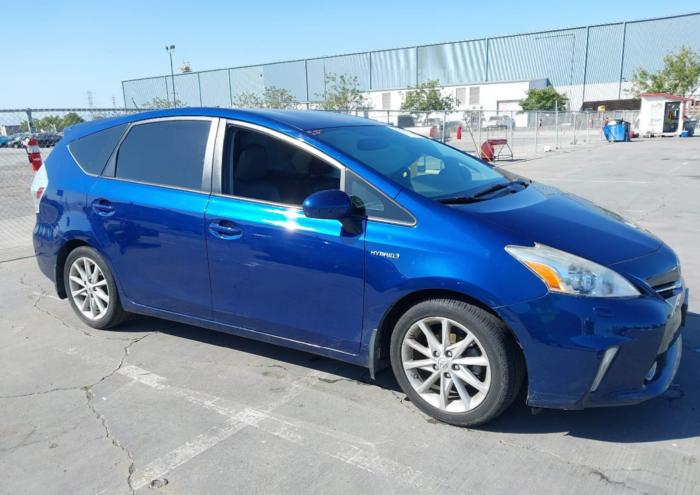 2012 Toyota Prius V