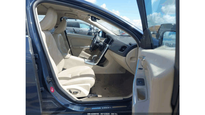 2013 Volvo S60 - Image 7