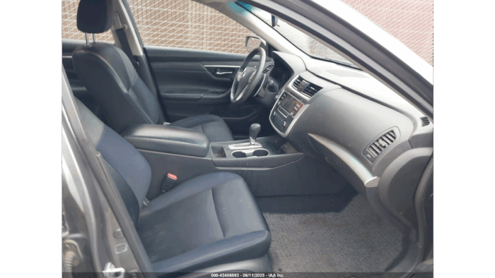 2017 Nissan Altima - Image 6