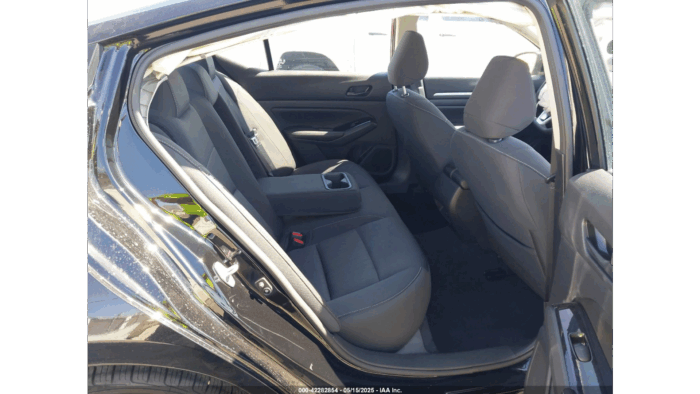 2023 Nissan Altima Sv - Image 7