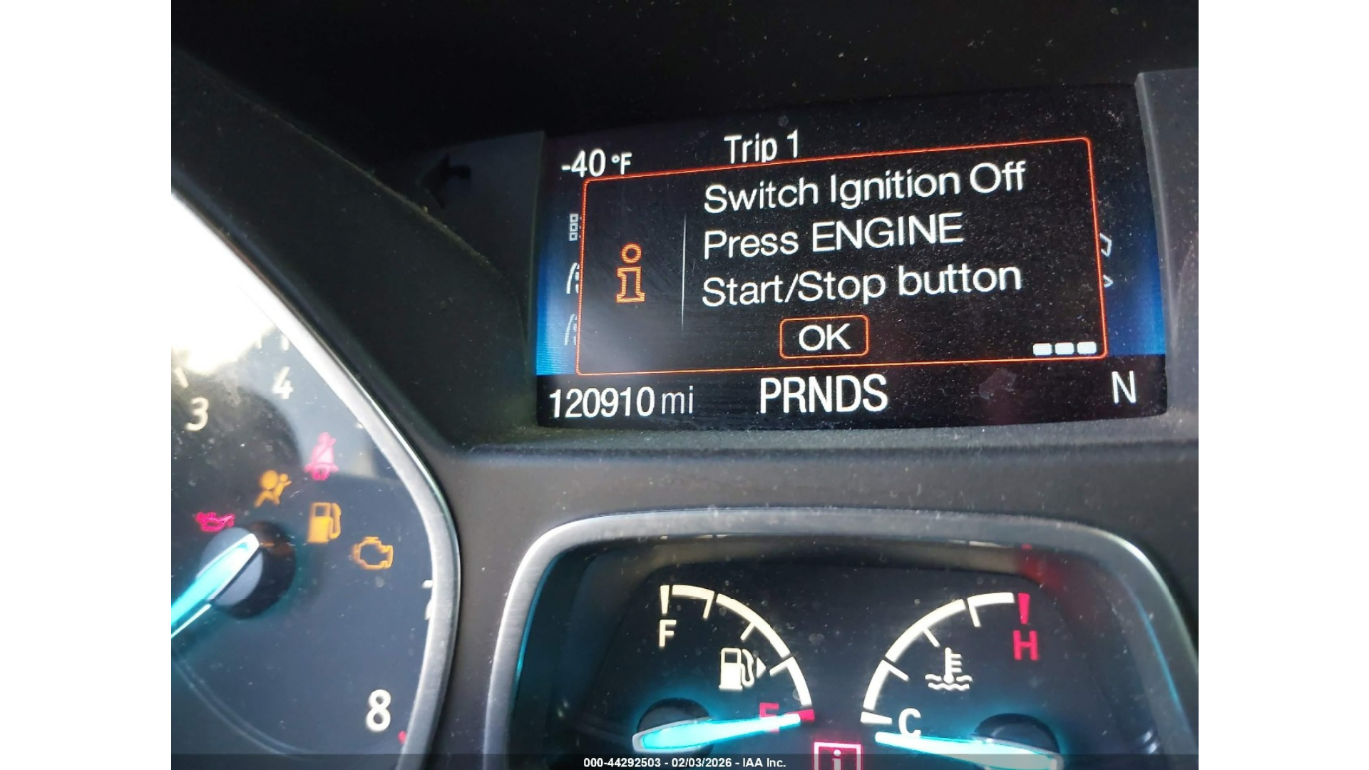 2017 FORD ESCAPE - Image 4